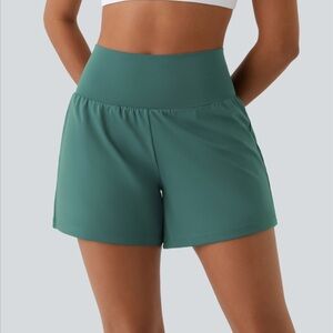 HALARA High-Waisted Green Women's Shorts